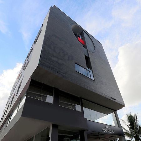 Super Townhouse Reva College University Yelahanka Luaran gambar